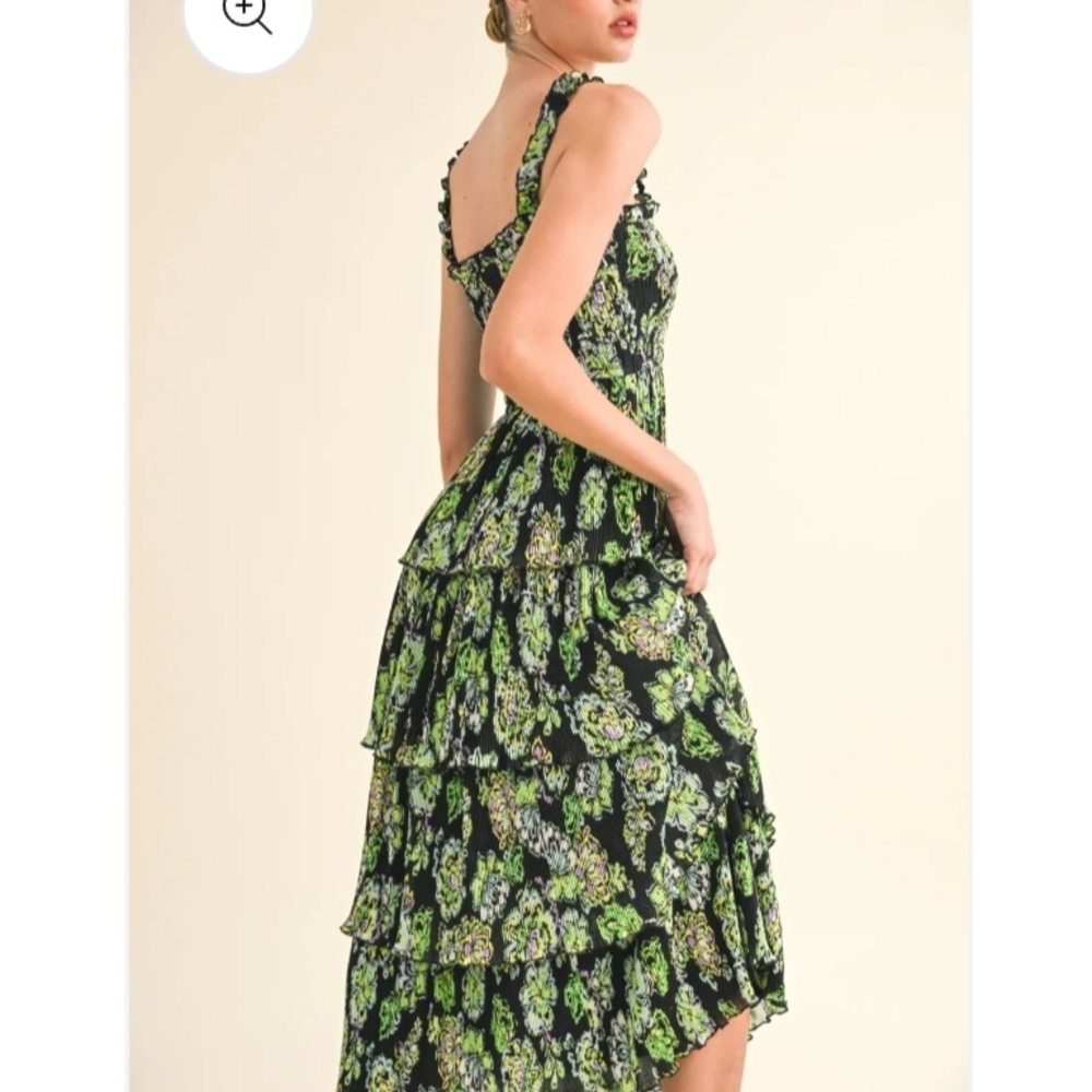 The Reset Black and Green Floral Maxi Dress with Tiered Design Size Large - Picture 5 of 5